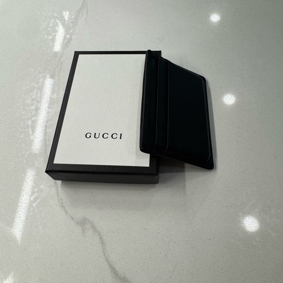 Gucci Black Card Holder with Gold Bee Accent - Picture 5 of 6